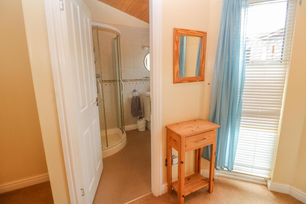 Lodge 23 Torpoint Ngoại thất bức ảnh